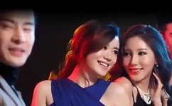 少妇无码吹潮久久精品AV